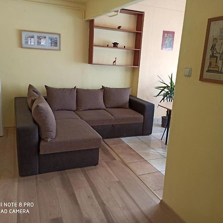 Centrum 2 Apartman Szolnok Exterior photo
